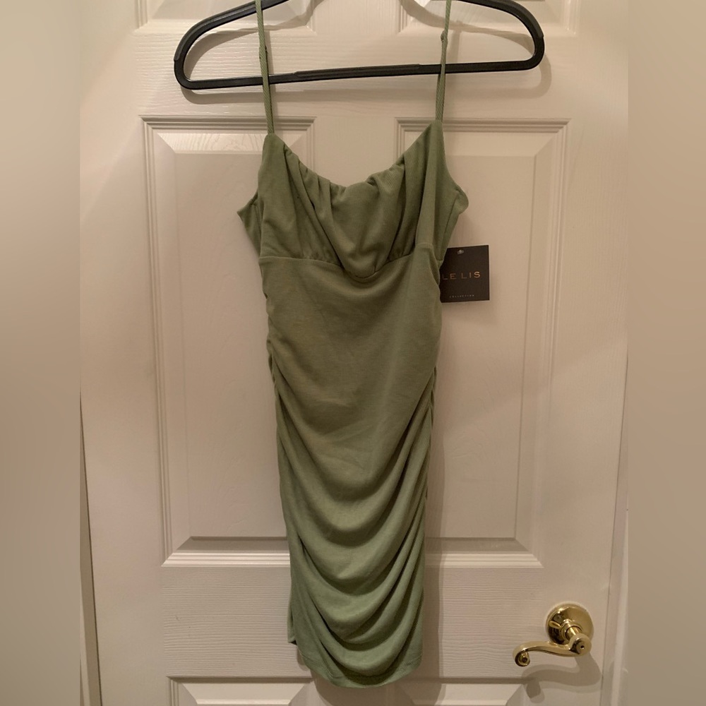 Green dress, southmoonunder brand (LELIS),